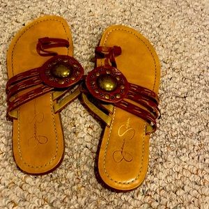 Sandals size six.  Jessica Simpson